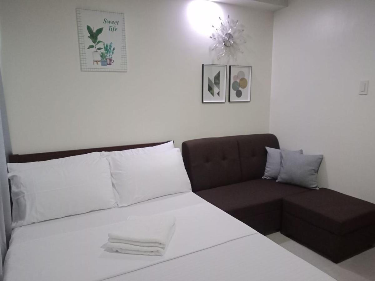 Cozy 1233 The Persimmon Studio Near Sm And Ayala Cebu Exterior foto