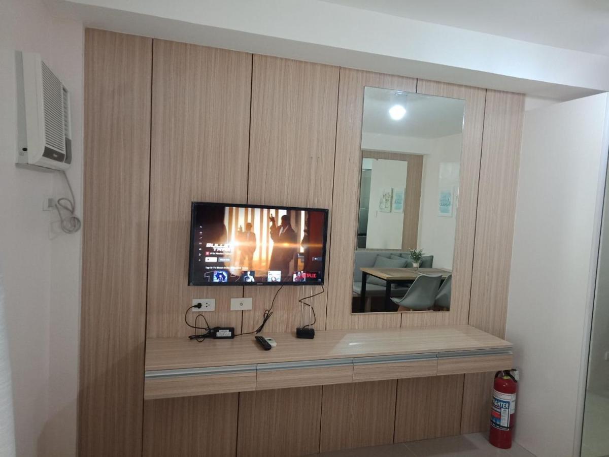 Cozy 1233 The Persimmon Studio Near Sm And Ayala Cebu Exterior foto